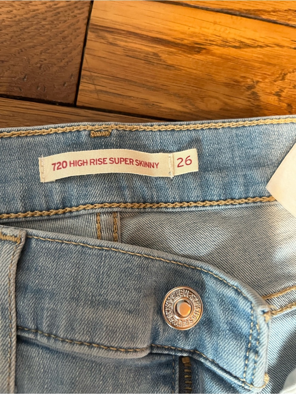 Levi's 720 High Rise Super Skinny Jeans - Light Blue Wash